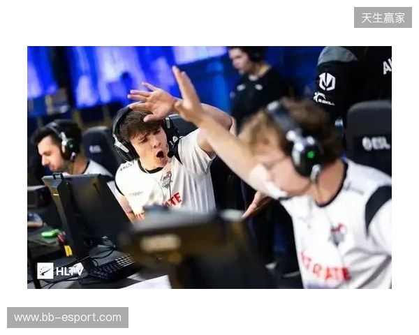 官宣:FreeZe在队仅三个月后被BIG下放 官宣:FreeZe在队仅三个月后被BIG下放